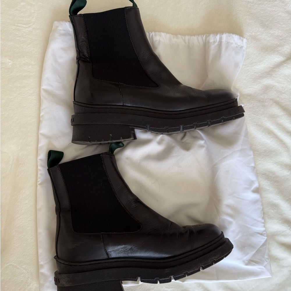 Bimba y Lola chelsea boots